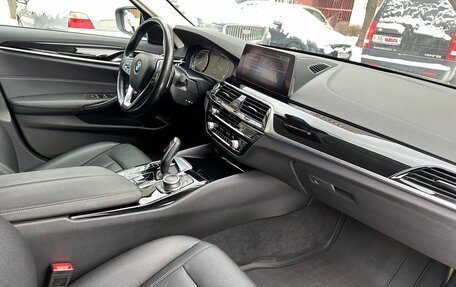 BMW 5 серия, 2020 год, 3 570 000 рублей, 12 фотография