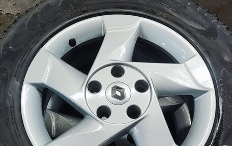 Renault Duster I рестайлинг, 2015 год, 1 350 000 рублей, 15 фотография