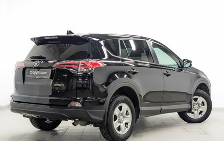 Toyota RAV4, 2018 год, 2 420 000 рублей, 5 фотография