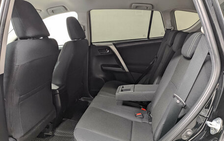 Toyota RAV4, 2018 год, 2 420 000 рублей, 18 фотография