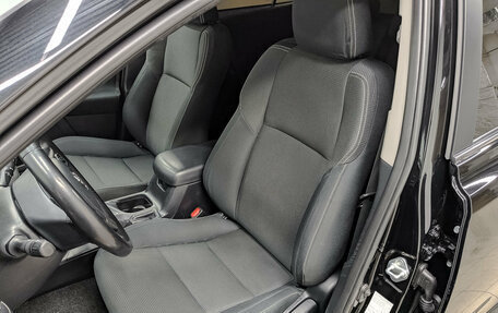 Toyota RAV4, 2018 год, 2 420 000 рублей, 20 фотография