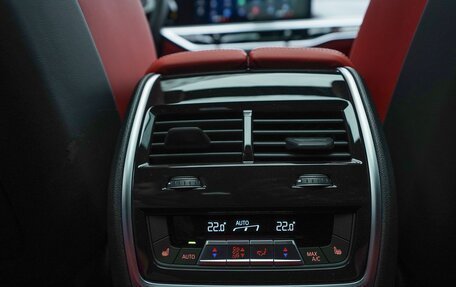 BMW X6 M, 2023 год, 17 700 000 рублей, 28 фотография