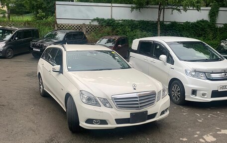 Mercedes-Benz E-Класс, 2010 год, 1 550 000 рублей, 2 фотография