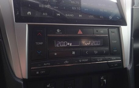 Toyota Camry, 2015 год, 2 150 000 рублей, 14 фотография