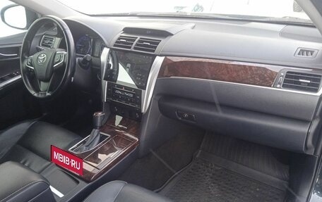 Toyota Camry, 2015 год, 2 150 000 рублей, 17 фотография