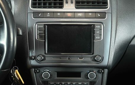 Volkswagen Polo VI (EU Market), 2019 год, 1 500 000 рублей, 13 фотография