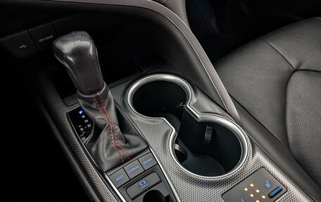 Toyota Camry, 2021 год, 4 100 000 рублей, 21 фотография