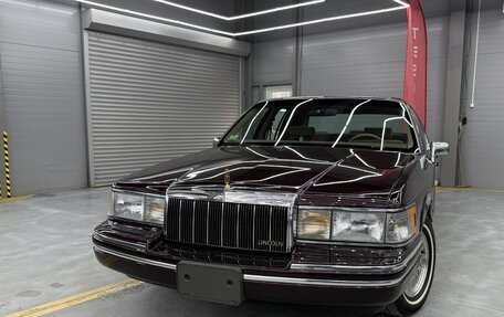 Lincoln Town Car II, 1991 год, 6 000 000 рублей, 12 фотография