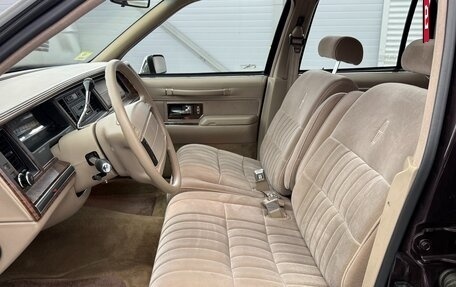 Lincoln Town Car II, 1991 год, 6 000 000 рублей, 19 фотография