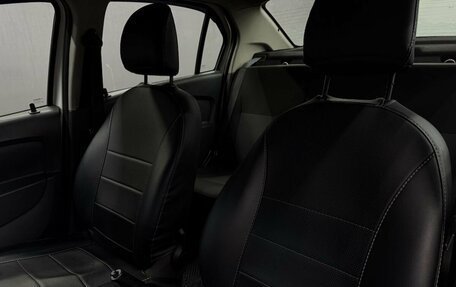 Renault Logan II, 2018 год, 359 900 рублей, 6 фотография