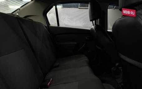 Renault Logan II, 2018 год, 359 900 рублей, 13 фотография