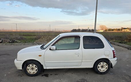 Nissan March II, 2001 год, 190 000 рублей, 2 фотография