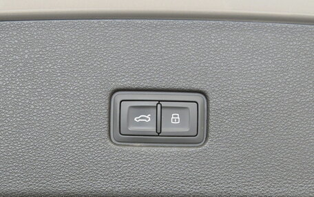 Audi Q8 I, 2019 год, 6 300 000 рублей, 27 фотография