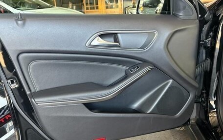 Mercedes-Benz GLA, 2017 год, 1 440 000 рублей, 12 фотография