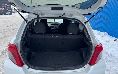 Toyota Vitz, 2011 год, 750 000 рублей, 4 фотография