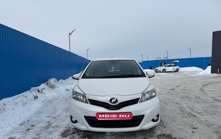 Toyota Vitz, 2011 год, 750 000 рублей, 3 фотография