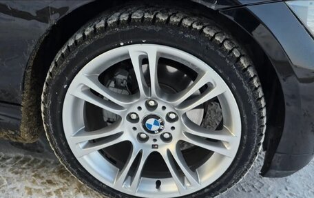 BMW 3 серия, 2010 год, 1 100 000 рублей, 2 фотография