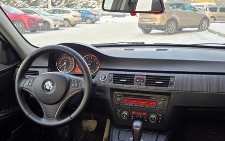 BMW 3 серия, 2010 год, 1 100 000 рублей, 3 фотография