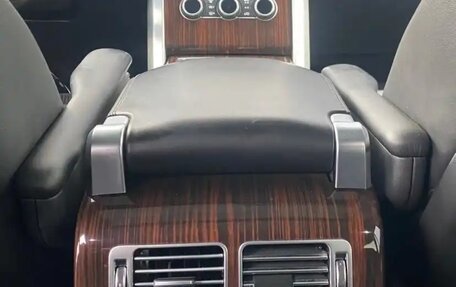 Land Rover Range Rover IV рестайлинг, 2016 год, 3 950 000 рублей, 7 фотография