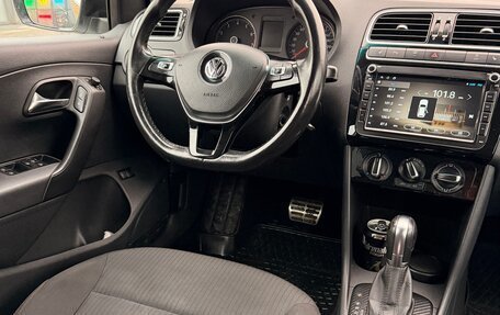 Volkswagen Polo VI (EU Market), 2017 год, 1 200 000 рублей, 23 фотография