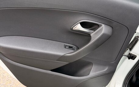 Volkswagen Polo VI (EU Market), 2017 год, 1 200 000 рублей, 30 фотография