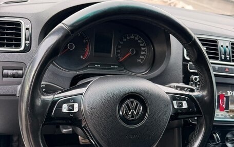 Volkswagen Polo VI (EU Market), 2017 год, 1 200 000 рублей, 35 фотография