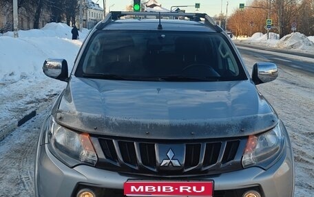 Mitsubishi L200 IV рестайлинг, 2017 год, 2 500 000 рублей, 1 фотография