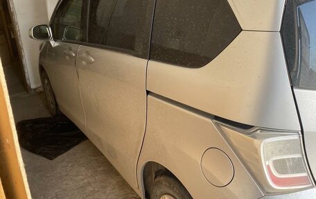 Honda Freed I, 2012 год, 700 000 рублей, 18 фотография