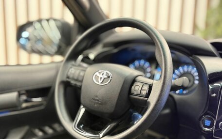 Toyota Hilux VIII, 2024 год, 6 299 000 рублей, 14 фотография