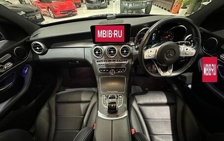 Mercedes-Benz C-Класс, 2017 год, 1 780 000 рублей, 12 фотография