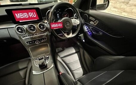 Mercedes-Benz C-Класс, 2017 год, 1 780 000 рублей, 10 фотография