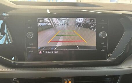 Volkswagen Taos, 2022 год, 2 600 000 рублей, 4 фотография