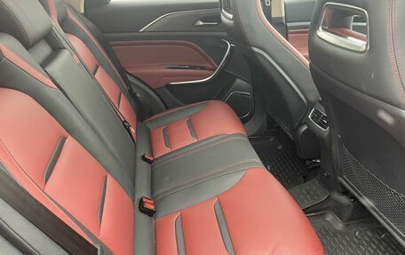 FAW Bestune T77, 2022 год, 1 800 000 рублей, 11 фотография