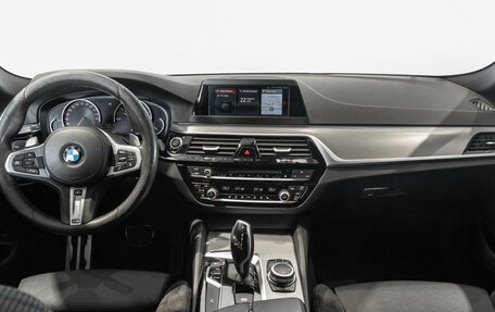 BMW 5 серия, 2019 год, 3 803 300 рублей, 6 фотография