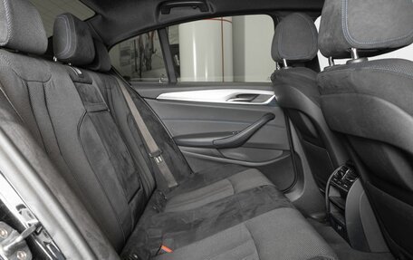 BMW 5 серия, 2019 год, 3 803 300 рублей, 8 фотография