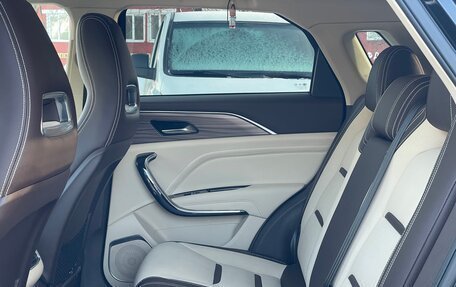 FAW Bestune T77, 2022 год, 1 800 000 рублей, 17 фотография