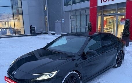 Toyota Camry, 2024 год, 3 850 000 рублей, 2 фотография