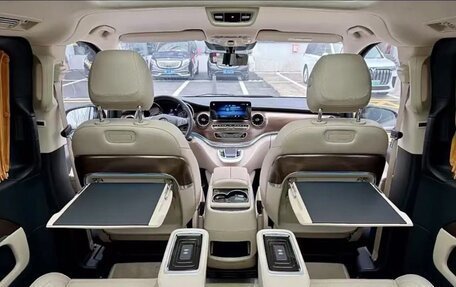 Mercedes-Benz V-Класс, 2021 год, 6 800 000 рублей, 7 фотография