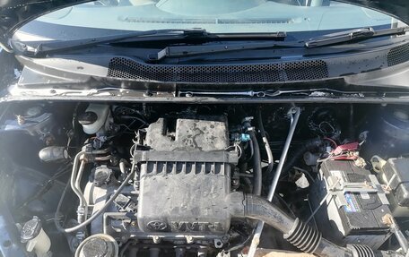 Toyota Vitz, 2001 год, 420 000 рублей, 18 фотография