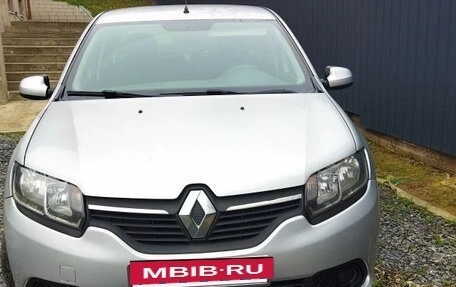 Renault Logan II, 2016 год, 680 000 рублей, 10 фотография