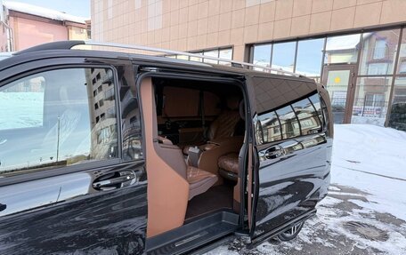 Mercedes-Benz V-Класс, 2017 год, 6 700 000 рублей, 19 фотография