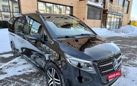 Mercedes-Benz V-Класс, 2017 год, 6 700 000 рублей, 7 фотография