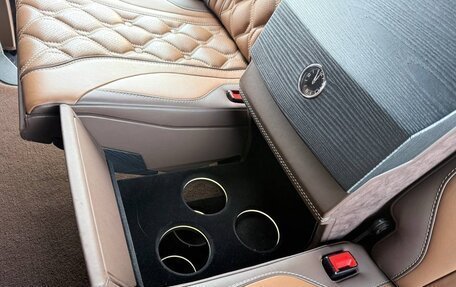 Mercedes-Benz V-Класс, 2017 год, 6 700 000 рублей, 26 фотография