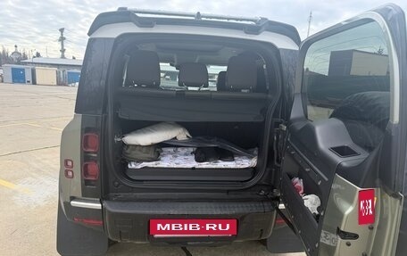 Land Rover Defender II, 2021 год, 7 800 000 рублей, 6 фотография