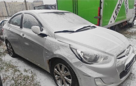 Hyundai Solaris II рестайлинг, 2012 год, 461 200 рублей, 2 фотография