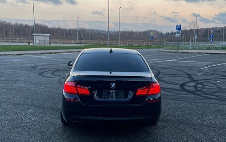 BMW 5 серия, 2012 год, 1 800 000 рублей, 3 фотография