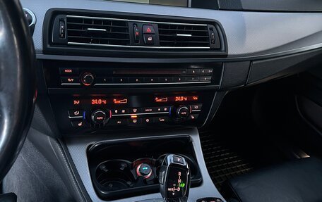 BMW 5 серия, 2012 год, 1 800 000 рублей, 15 фотография