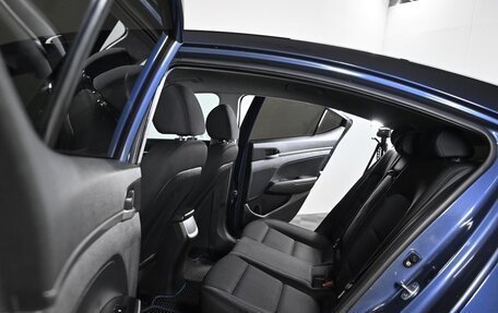 Hyundai Elantra VI рестайлинг, 2017 год, 1 199 000 рублей, 6 фотография