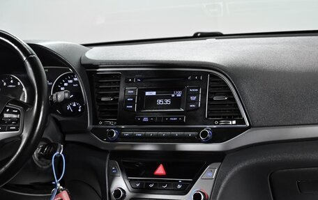 Hyundai Elantra VI рестайлинг, 2017 год, 1 199 000 рублей, 8 фотография