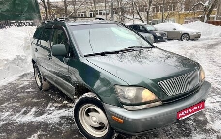Lexus RX IV рестайлинг, 1998 год, 680 000 рублей, 3 фотография